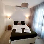 Deluxe 2 Terraces River&marina View Flat