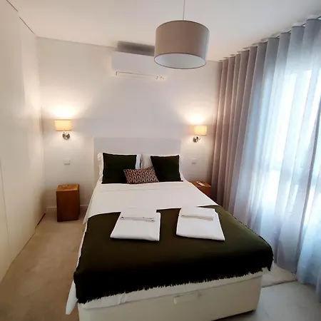 Deluxe 2 Terraces River&marina View Flat