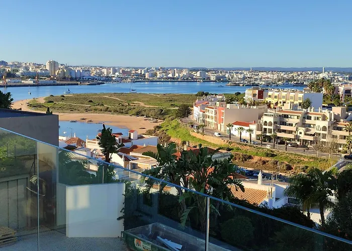 Deluxe 2 Terraces River&marina View Flat *