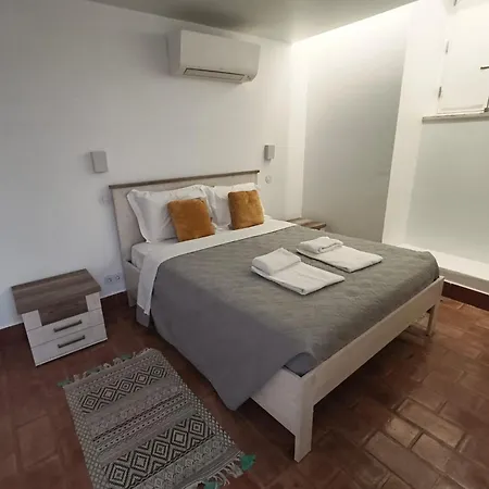 Deluxe 2 Terraces River&marina View Flat Apartmán