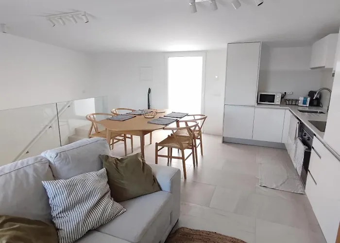 Deluxe 2 Terraces River&marina View Flat