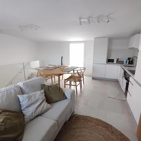 Deluxe 2 Terraces River&marina View Flat